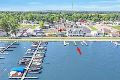 Image de Waterfront House with Private Dock on Buckeye Lake