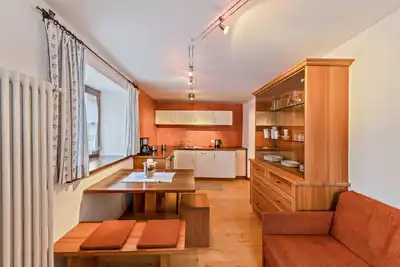 Image de Appartement \"Florerhof Ferienwohnung Rose\" avec vue sur la montagne, sauna et jardin