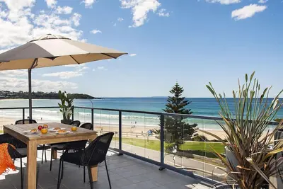 Image de The Penthouse - Make your well-earned holiday extraordinary in this stunning beachfront apartment