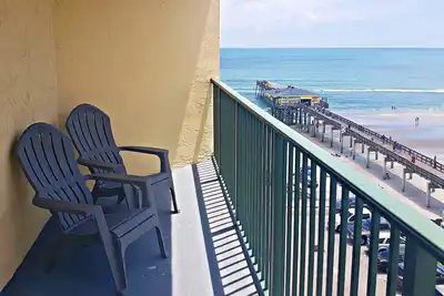 Image de Simply Beach Living-Private Balcony-Ocean & Intracoastal Views @ Sunglow Resort-Dvd Free WiFi!