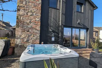 Image de Old Brewery Barn\nStunning spacious barn, near Ullswater & Pooley Bridge