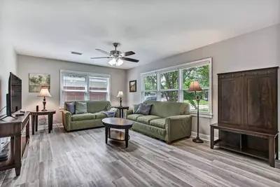 Image de Spacious & Modern 3 Bedrm Home Across from Nas Jax