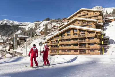 Image de Wifi, 100m du centre station, vue montagne, remise en forme, piscine, balcon, parking, télévision