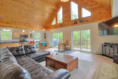 Image de Deer Crossing Retreat - new home close to Saddleback