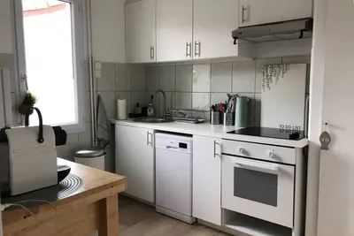 Image de Agréable T3 au centre à deux pas du lac et des commerces, avec décoration raffinée