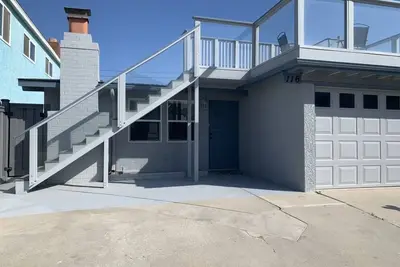 Image de The Deck House on the Silver Strand