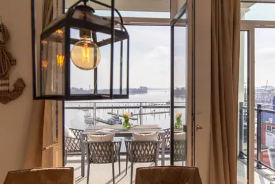 Image de 2 bedrooms, direct Trave view, sauna, 5th floor (52) - Dockside TravemĂĽnde