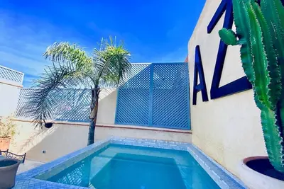 Image de Az Riad avec un jacuzzi chauffé sur le toît