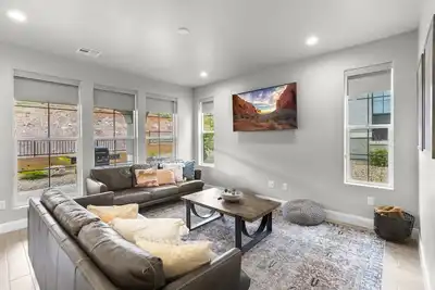 Image de Escondido 2311| Sleeps 20! Ev Charger, Ping Pong Table, & Jet Ski Rentals