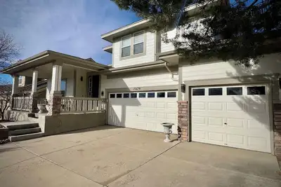 Image de Stunning and spacious 4-bedroom, 4. 5-bathroom home is perfect for families \n\n