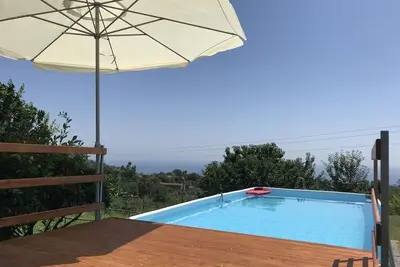 Image de Independent apartment, for relaxing holidays, with views between the sea and Etna