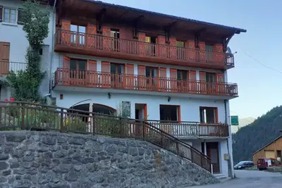 Image de Splendid Chalet for 29 persons, Ski In\/Ski Out