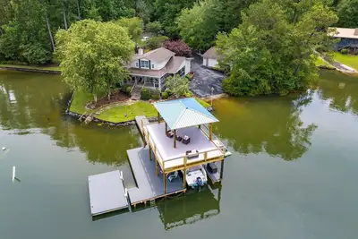 Image de Eagle's Nest on Lake Martin