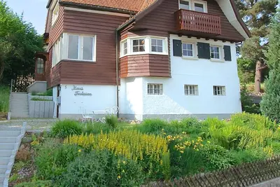 Image de Ferienhaus für 8 Gäste mit 120m² in Feldberg