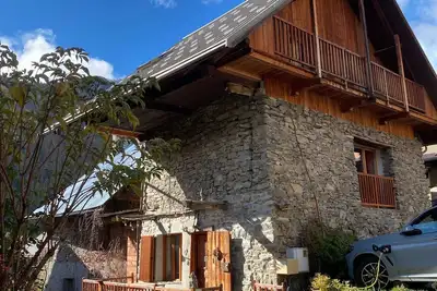 Image de A 10 minutes des pistes de ski, authenticité, charme et grand confort