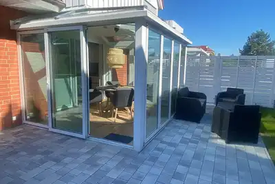 Image de Gut Ausgestattete und Modern Eingerichtete Ferienwohnung auf Rügen
