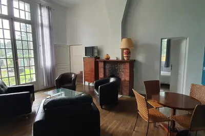 Image de Appartement dans une Villa art-déco de 1928