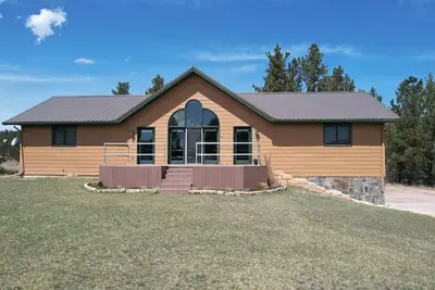 Image de Song Bird Hill | 3 Bed, 3 Bath