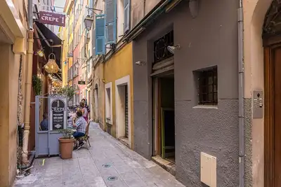 Image de Lumineux 2 Pièces dans le Vieux Nice