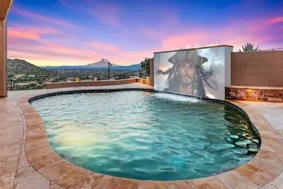 Image de #1 Best Views 7500 Sf Mansion W/ Movie Pool, Game Room, 11 King Beds, Fountain!