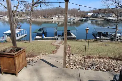 Image de Lakefront Home, main channel view with large dock