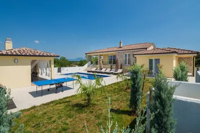 Image de Belle maison de 4 chambres à Kapelica