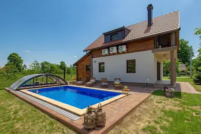 Image de Superbe maison de 2 chambres à Gospic