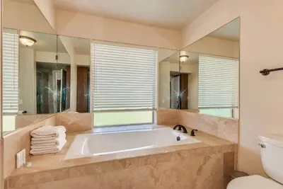 Image de Home on a great North South Corner Lot