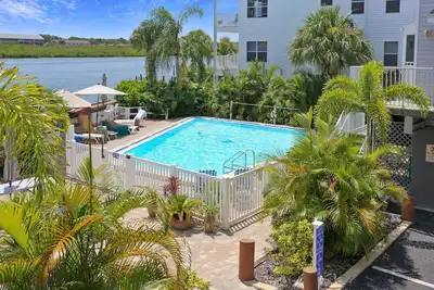 Image de Sea Shell 24 - Charming Townhome, near beach w/ pool