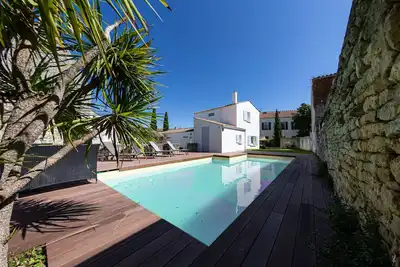 Image de Belle maison avec piscine en coeur de ville