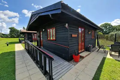 Image de Squirrel, Bespoke holiday lodge in beautiful Suffolk conservation village