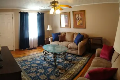 Image de Comfortable 3 Br, easy access to Johnson City, Milligan and I-26