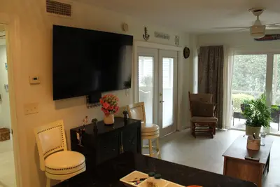 Image de Hidden Getaway. One bedroom Condo, Walking Distance To Beach, Pool, Tennis, Golf