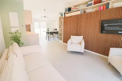 Apt design rénové rooftop Cannes
