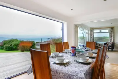 Image de Sea Mist, pet friendly, with hot tub in Polzeath