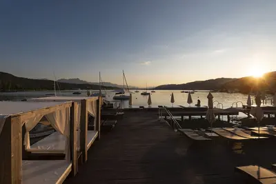 Image de Appartement Direkt am Wörthersee mit Privatstrand und Reserviertem Parkplatz