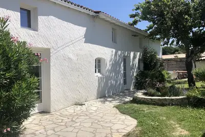 Image de Royan, belle longère 5 chambres\/jardin