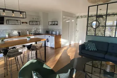 Image de Bel apt rénové et central de 63m2 avec beau balcon