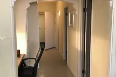 Image de Bright/Stylish 2 Br Condo Stunning View Of Ocean