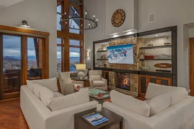 Image de Views + Pool | Diamond Pk One Steamboat Place 616
