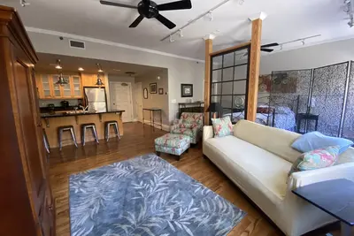 Image de Riverwalk Falls-lovely one bedroom condo