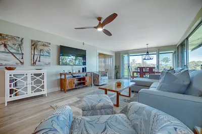 Image de Amazing New 2 Br Ov Golf Front Condo A111