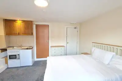 Image de Studio-Confort-Salle de bain privée séparée