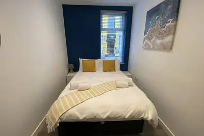 Image de Bairstow Room 1/2-Appartement-Salle de bain privée séparée