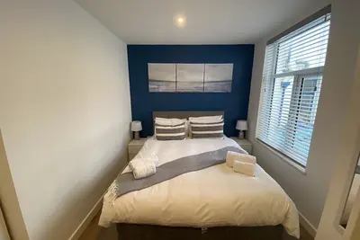Image de Bairstow Room 4/6-Appartement-Salle de bain privée séparée