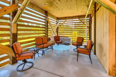 Image de Summer Savings- Oceanfront Home w/ Saltwater Pool, Tons of Outdoor Entertainment