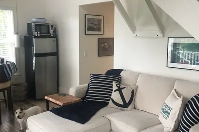 Image de Summer special! Adorable Whale's Tail guest cottage.