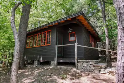 Image de Dune Buggy Cottage at Treetops - Hot Tub