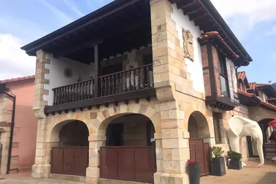 Image de Maison-Cottage-Sdb privée avec douche-Vue sur Rue