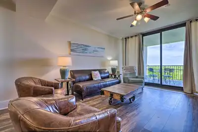Image de Dauphin Island Condo w/ Pool, Balcony & Ocean View